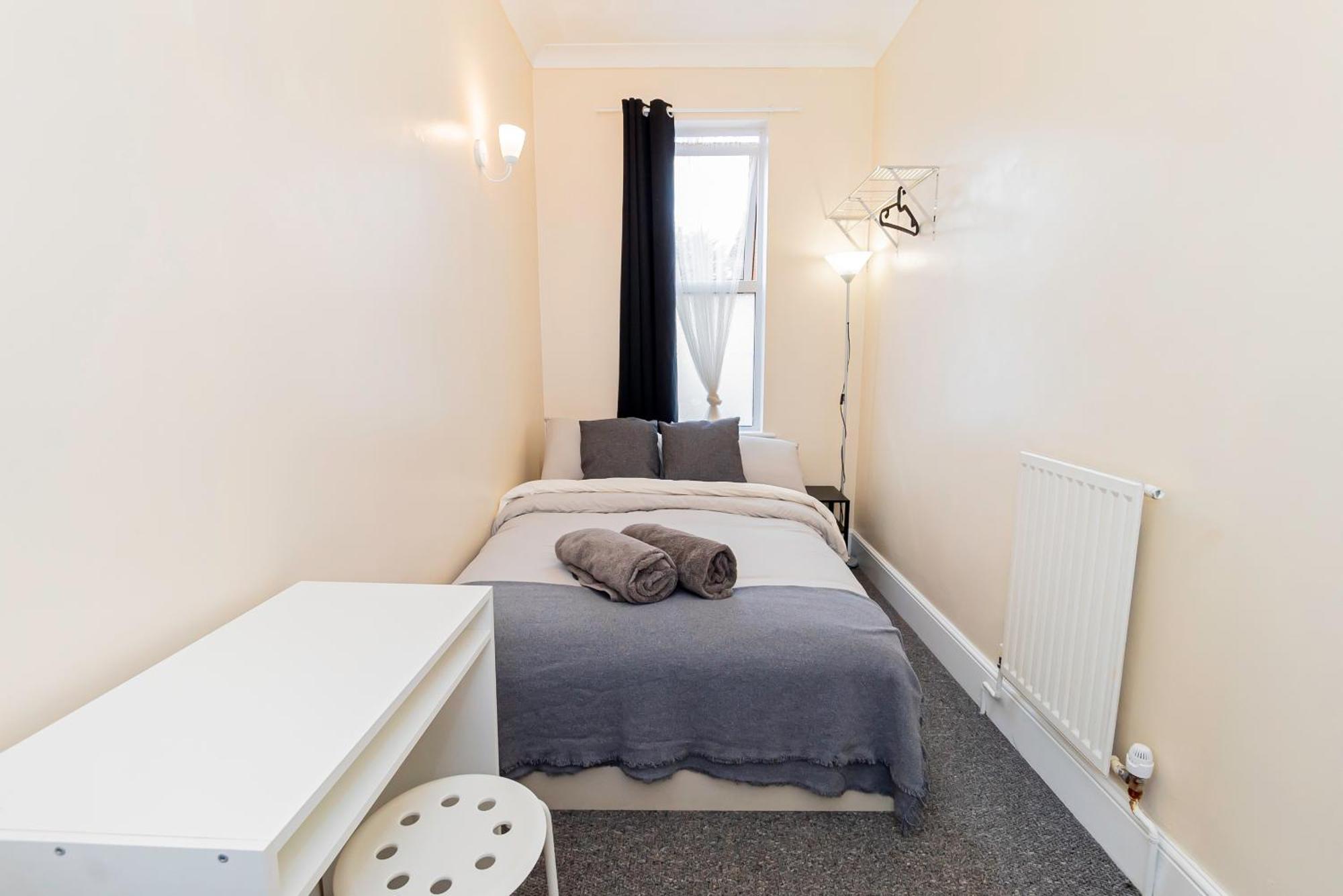 Shirley House 5, Guest House, Self Catering, Self Check In With Smart Locks, Use Of Fully Equipped Kitchen, Close To City Centre, Ideal For Longer Stays And Fawley Contractors Southampton Extérieur photo