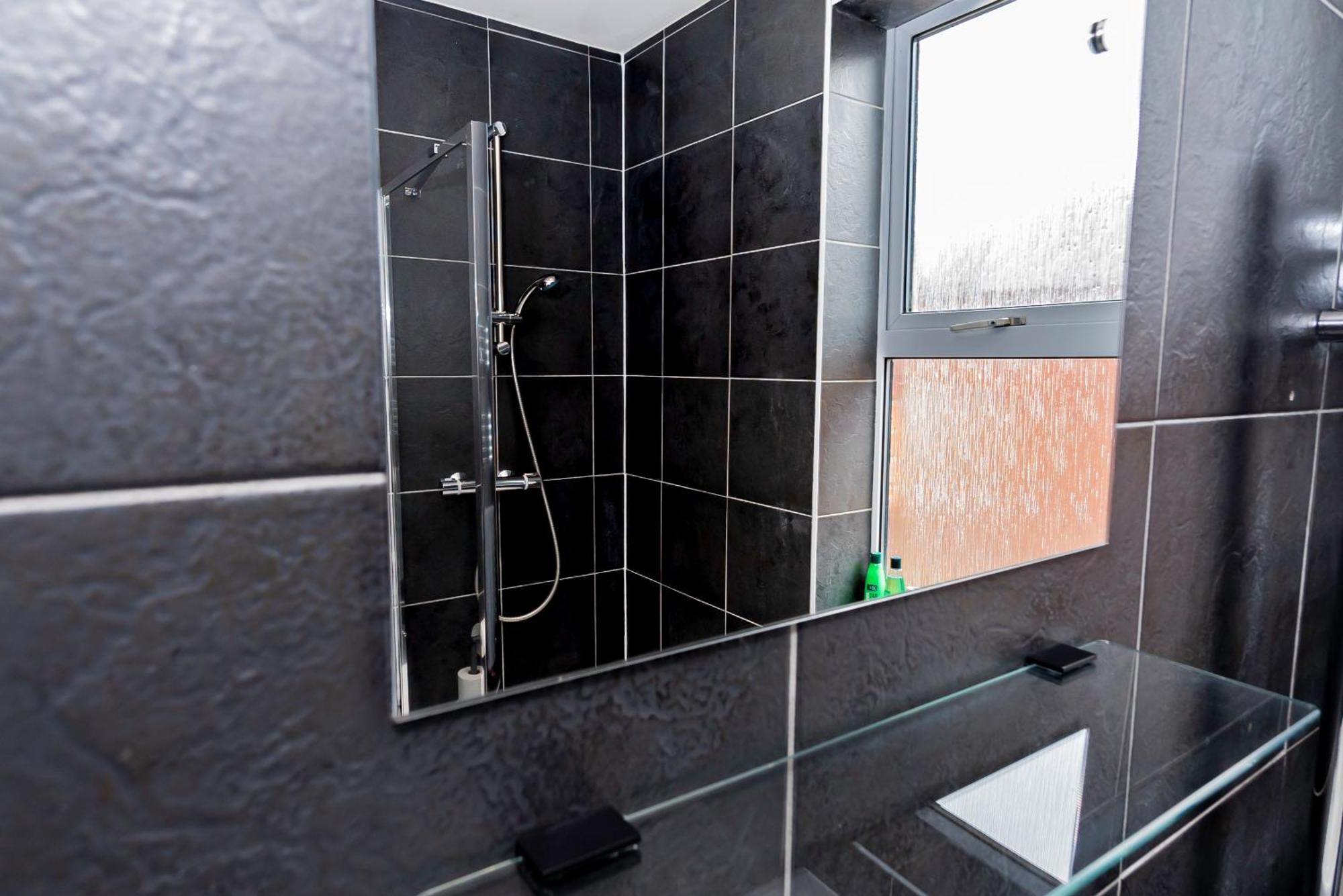 Shirley House 5, Guest House, Self Catering, Self Check In With Smart Locks, Use Of Fully Equipped Kitchen, Close To City Centre, Ideal For Longer Stays And Fawley Contractors Southampton Extérieur photo