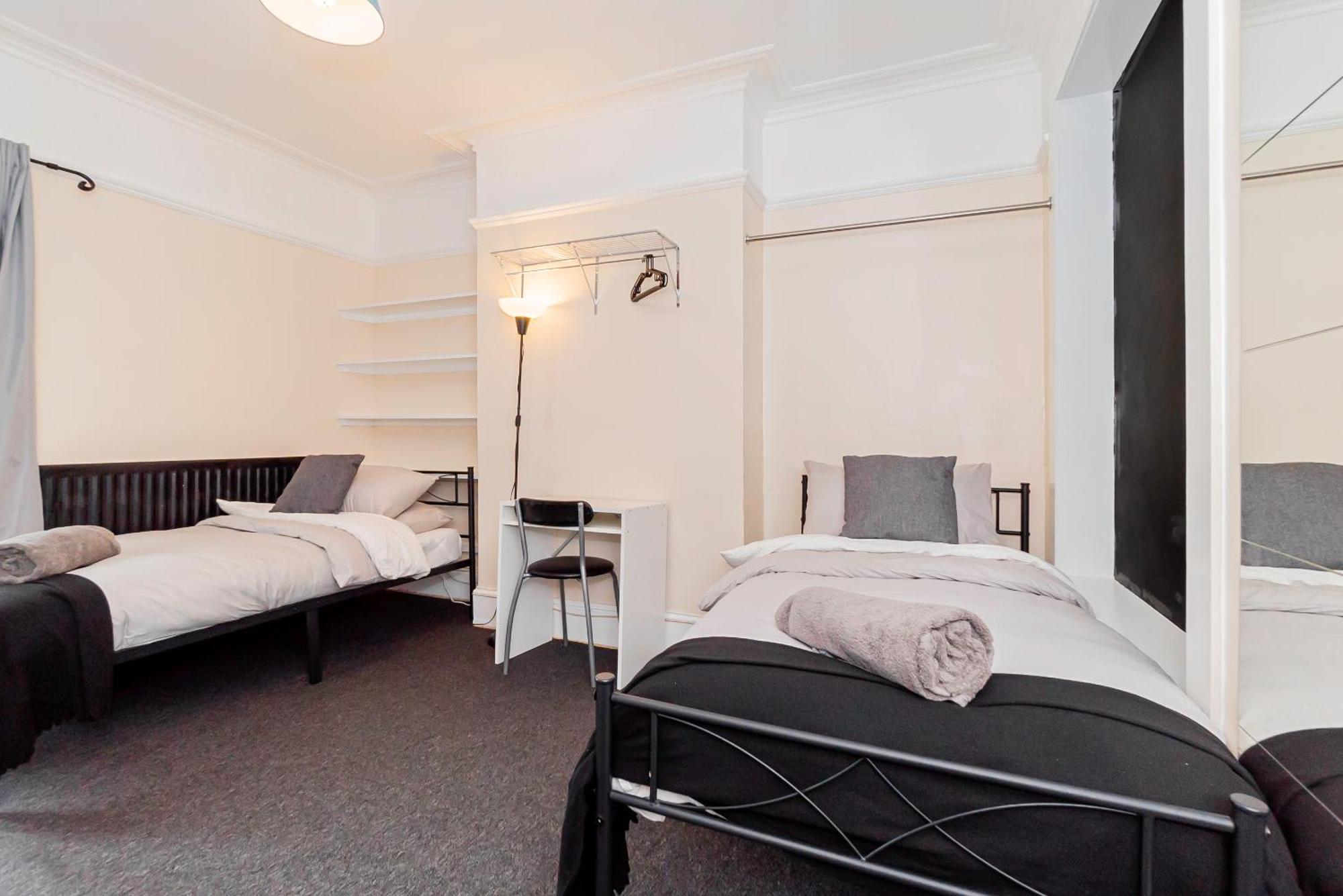 Shirley House 5, Guest House, Self Catering, Self Check In With Smart Locks, Use Of Fully Equipped Kitchen, Close To City Centre, Ideal For Longer Stays And Fawley Contractors Southampton Extérieur photo