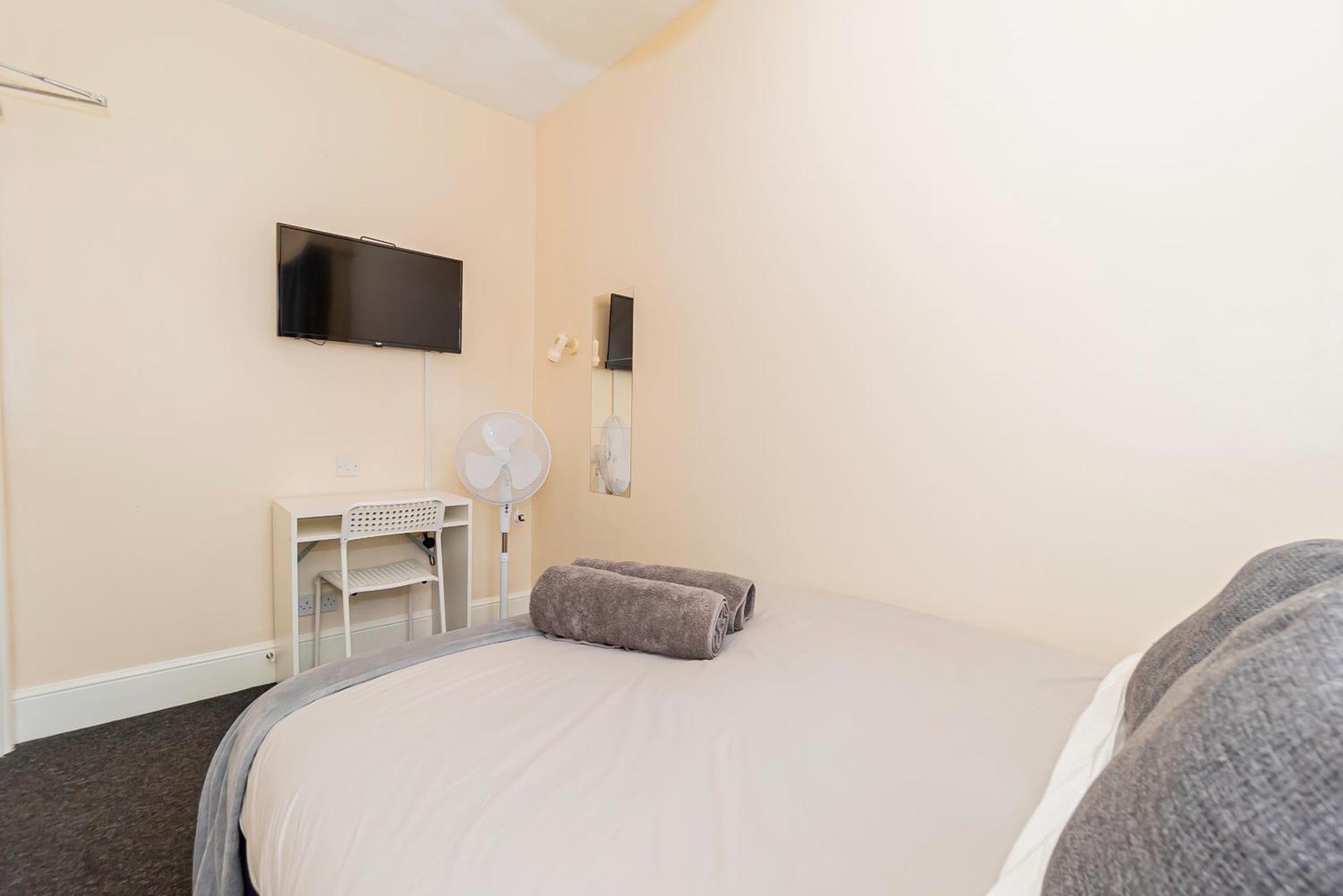 Shirley House 5, Guest House, Self Catering, Self Check In With Smart Locks, Use Of Fully Equipped Kitchen, Close To City Centre, Ideal For Longer Stays And Fawley Contractors Southampton Extérieur photo