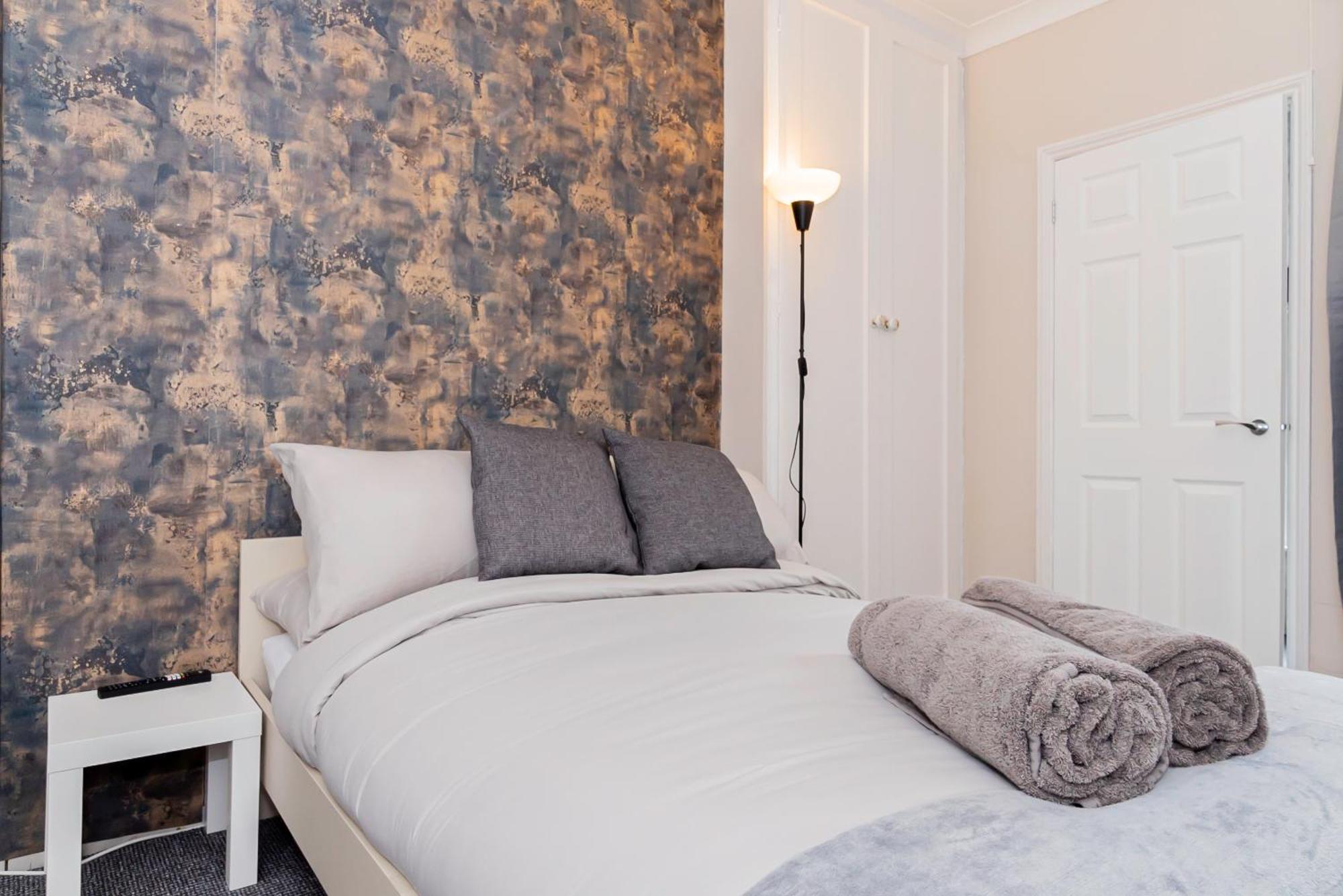 Shirley House 5, Guest House, Self Catering, Self Check In With Smart Locks, Use Of Fully Equipped Kitchen, Close To City Centre, Ideal For Longer Stays And Fawley Contractors Southampton Extérieur photo