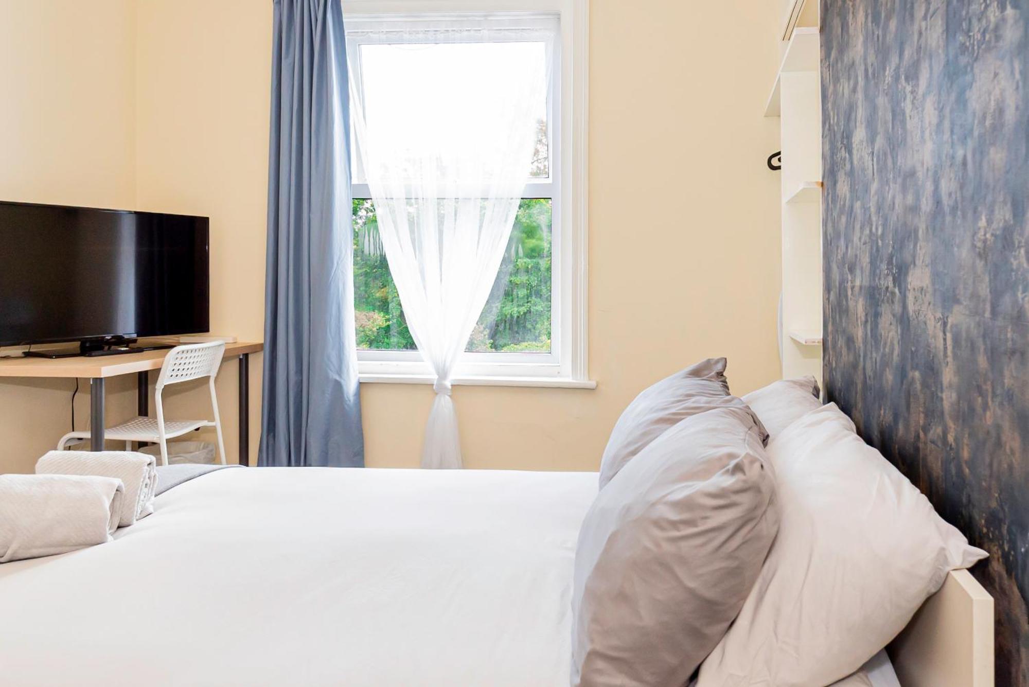 Shirley House 5, Guest House, Self Catering, Self Check In With Smart Locks, Use Of Fully Equipped Kitchen, Close To City Centre, Ideal For Longer Stays And Fawley Contractors Southampton Extérieur photo