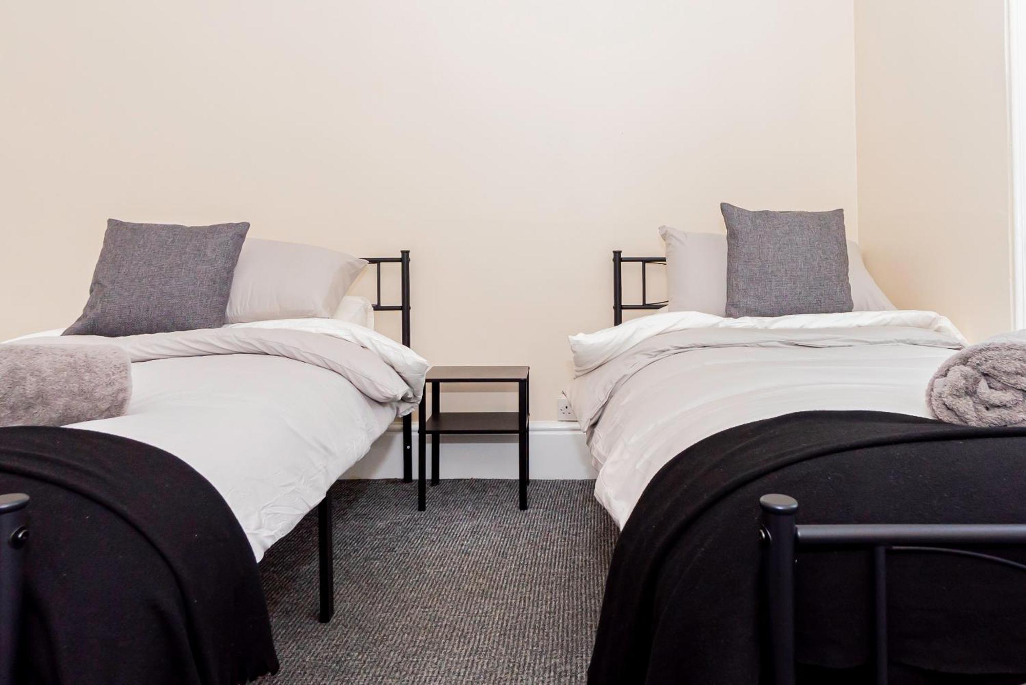 Shirley House 5, Guest House, Self Catering, Self Check In With Smart Locks, Use Of Fully Equipped Kitchen, Close To City Centre, Ideal For Longer Stays And Fawley Contractors Southampton Extérieur photo