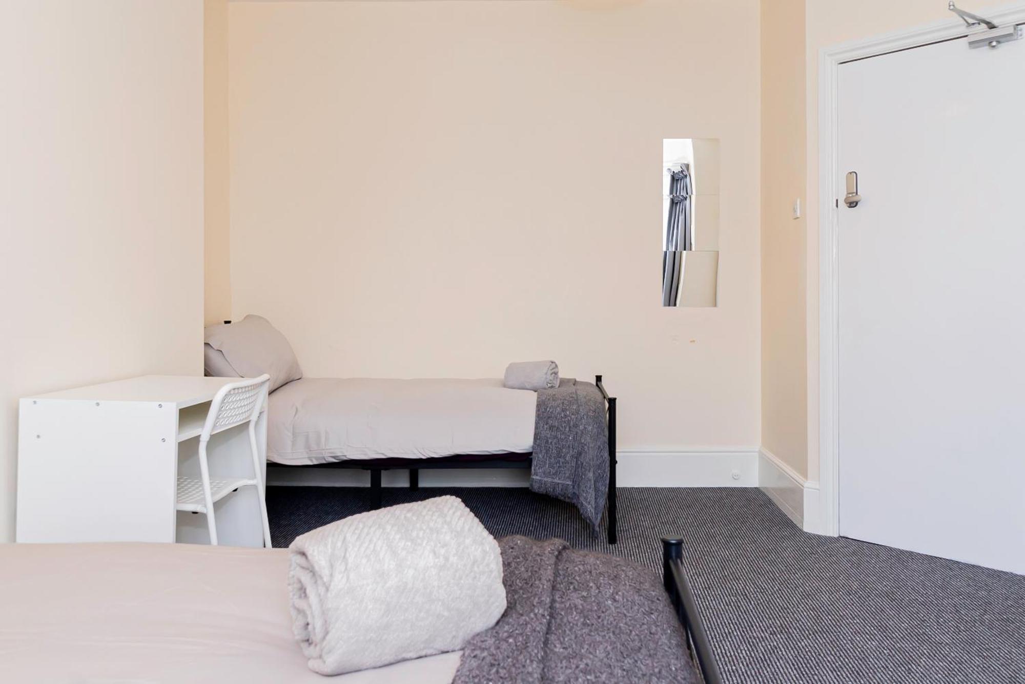 Shirley House 5, Guest House, Self Catering, Self Check In With Smart Locks, Use Of Fully Equipped Kitchen, Close To City Centre, Ideal For Longer Stays And Fawley Contractors Southampton Extérieur photo